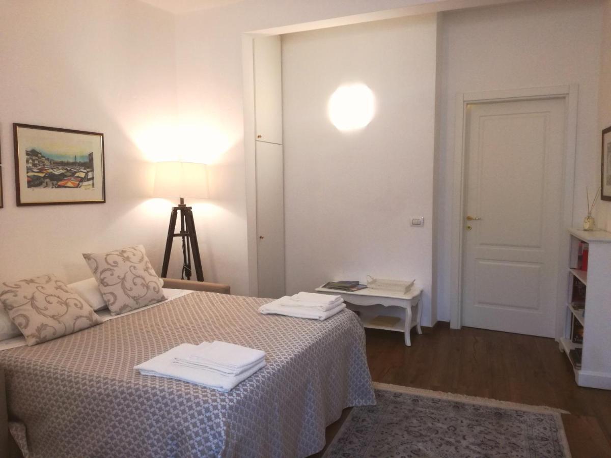 Mercatale Apartment Prato  Bagian luar foto